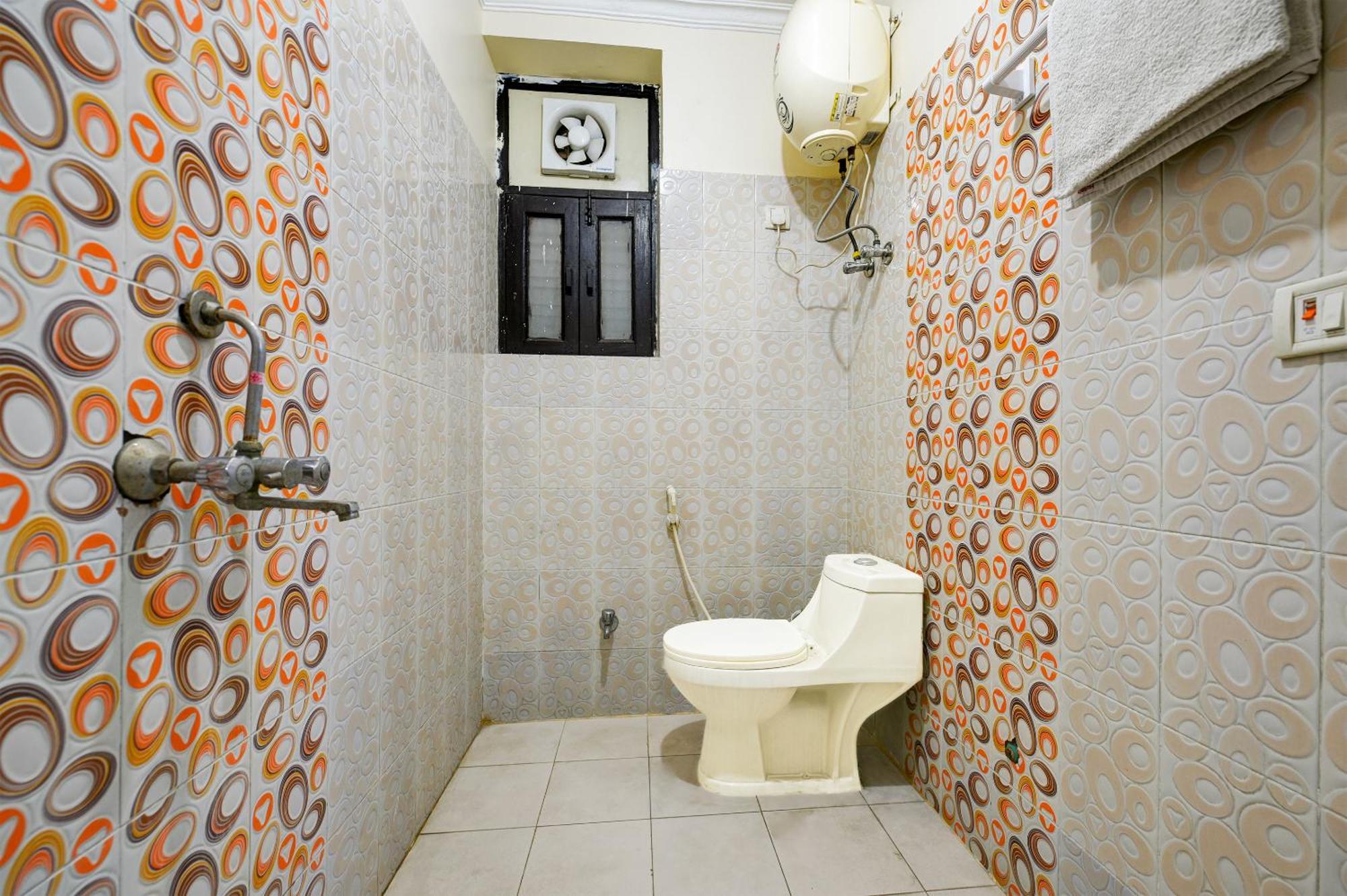 In Bb - Mayank Plaza-near Igi Airport Terminal-3 New Delhi